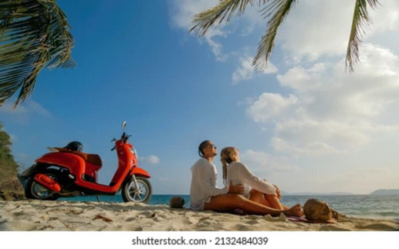 Scooter riding in Koh Samui